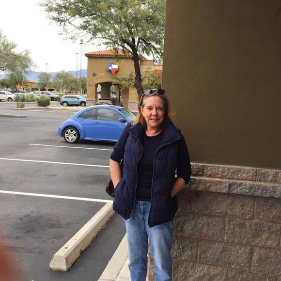 Meet your Posher, Betti - Picture 1 of 1